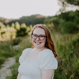 Meet your Posher, Molly Rae